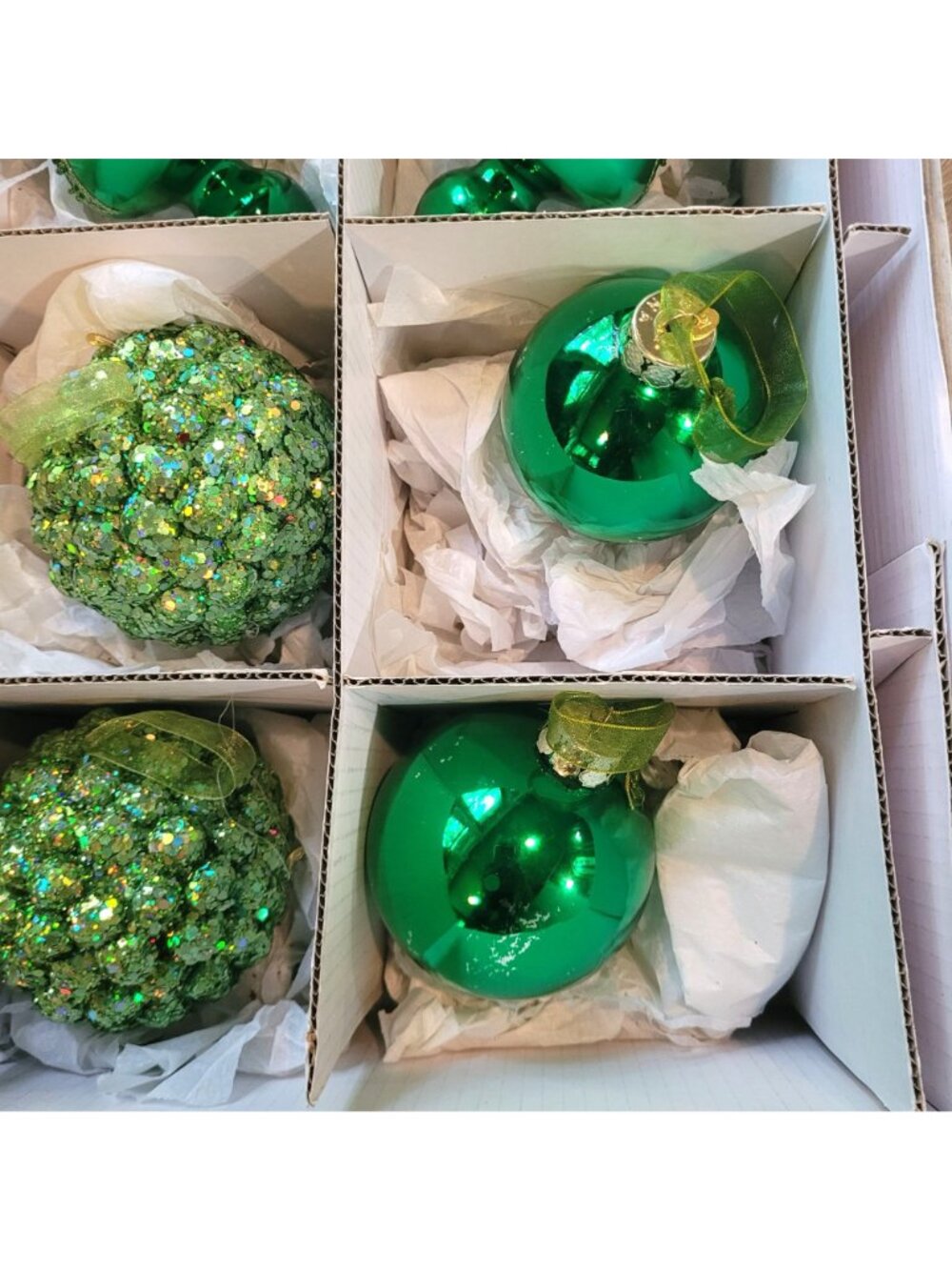Frontgate Christmas Ornament 15 Green Glass Glitter Baubles Finial Teardrop Flaw - Picture 6 of 10